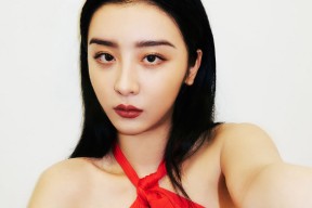 华体会官网-当威尔士在沙漠隆起群山，足球哲学中的两种统治力