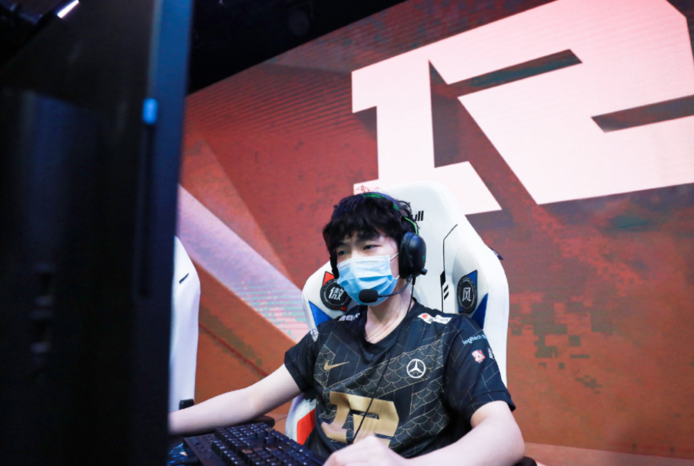 华体会-HKA力克T1,Doinb打出惊人五杀全球总决赛3:2(釜山)的简单介绍 第1张 华体会-HKA力克T1,Doinb打出惊人五杀全球总决赛3:2(釜山)的简单介绍 第1张