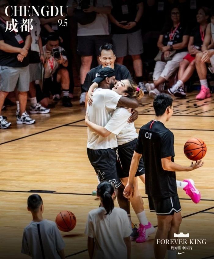 华体会登陆-关于鼓舞人心的篮球比赛,让球迷沉醉其中的信息 第1张 华体会登陆-关于鼓舞人心的篮球比赛,让球迷沉醉其中的信息 第1张