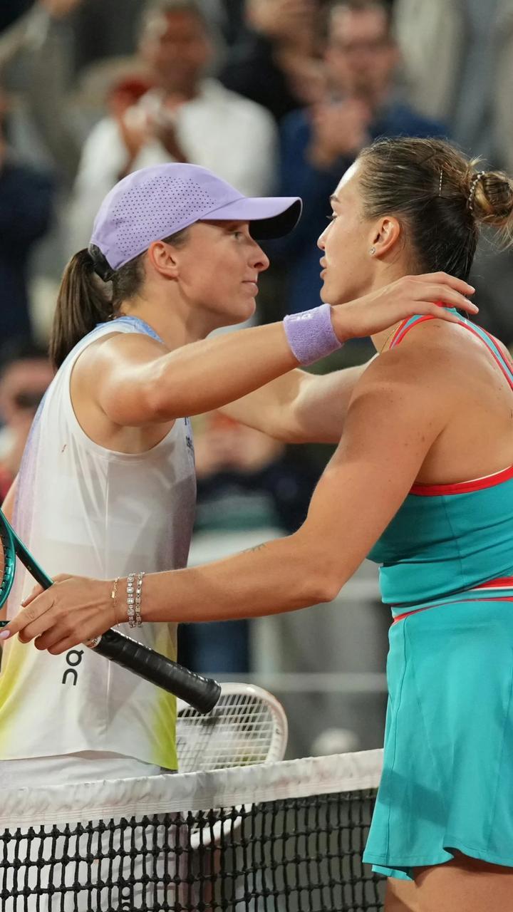 华体会体育-法国网球队翻盘意大利网球队,瓦林卡制霸全场的简单介绍 第2张 华体会体育-法国网球队翻盘意大利网球队,瓦林卡制霸全场的简单介绍 第2张